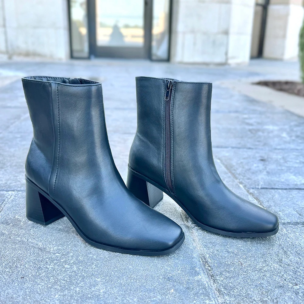 Soda Black Ankle Booties